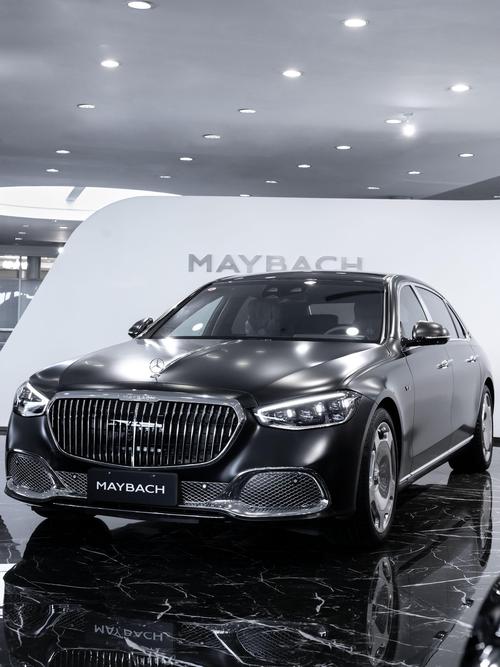 成都5岚图汽车的售后服务让用户无忧出行，迈巴赫未来的豪华车趋势